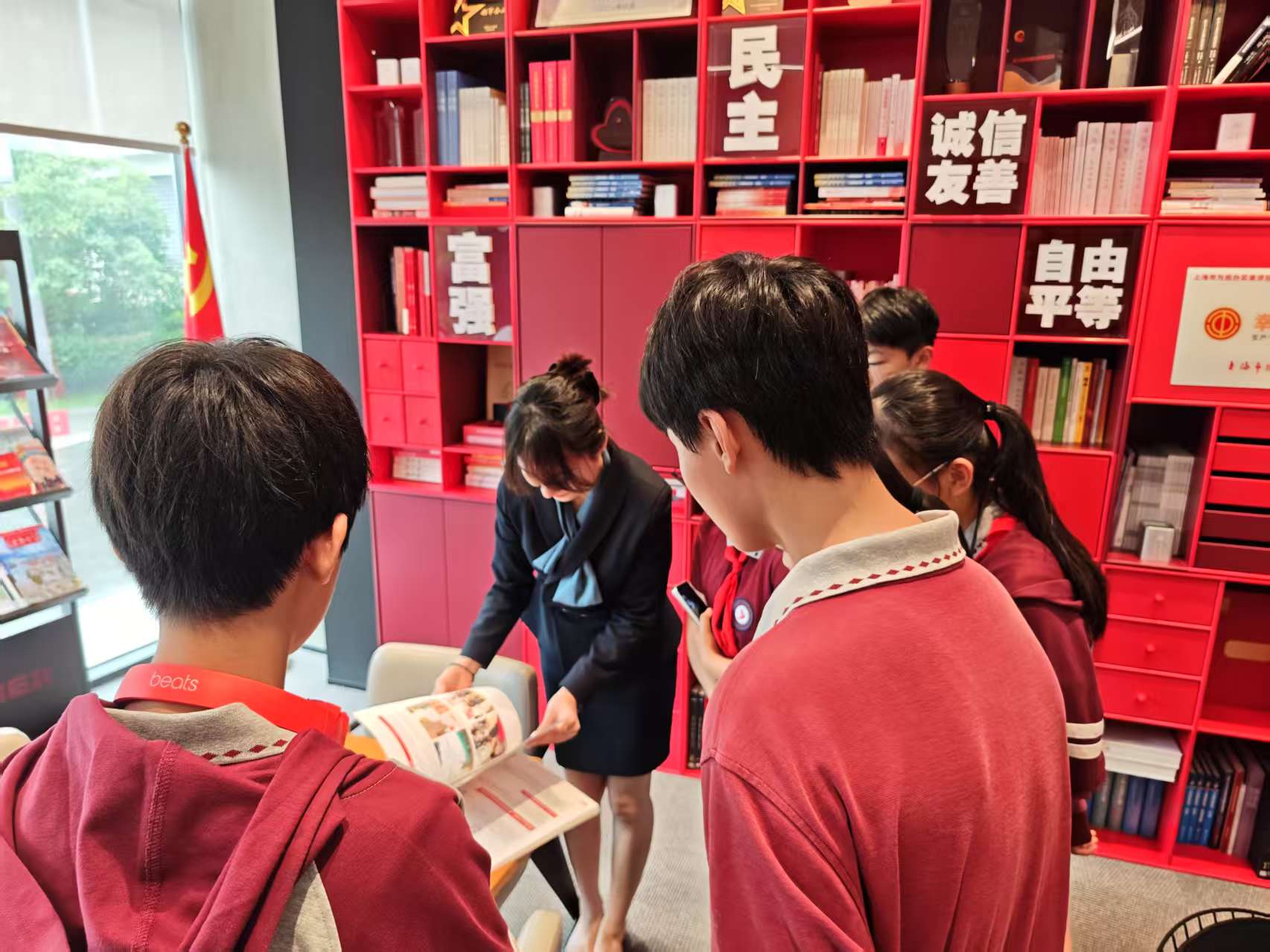 微信图片_2025-07-18_125305_702.jpg