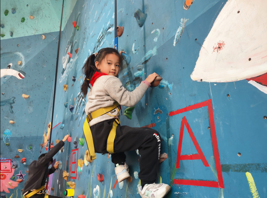 攀岩.jpg