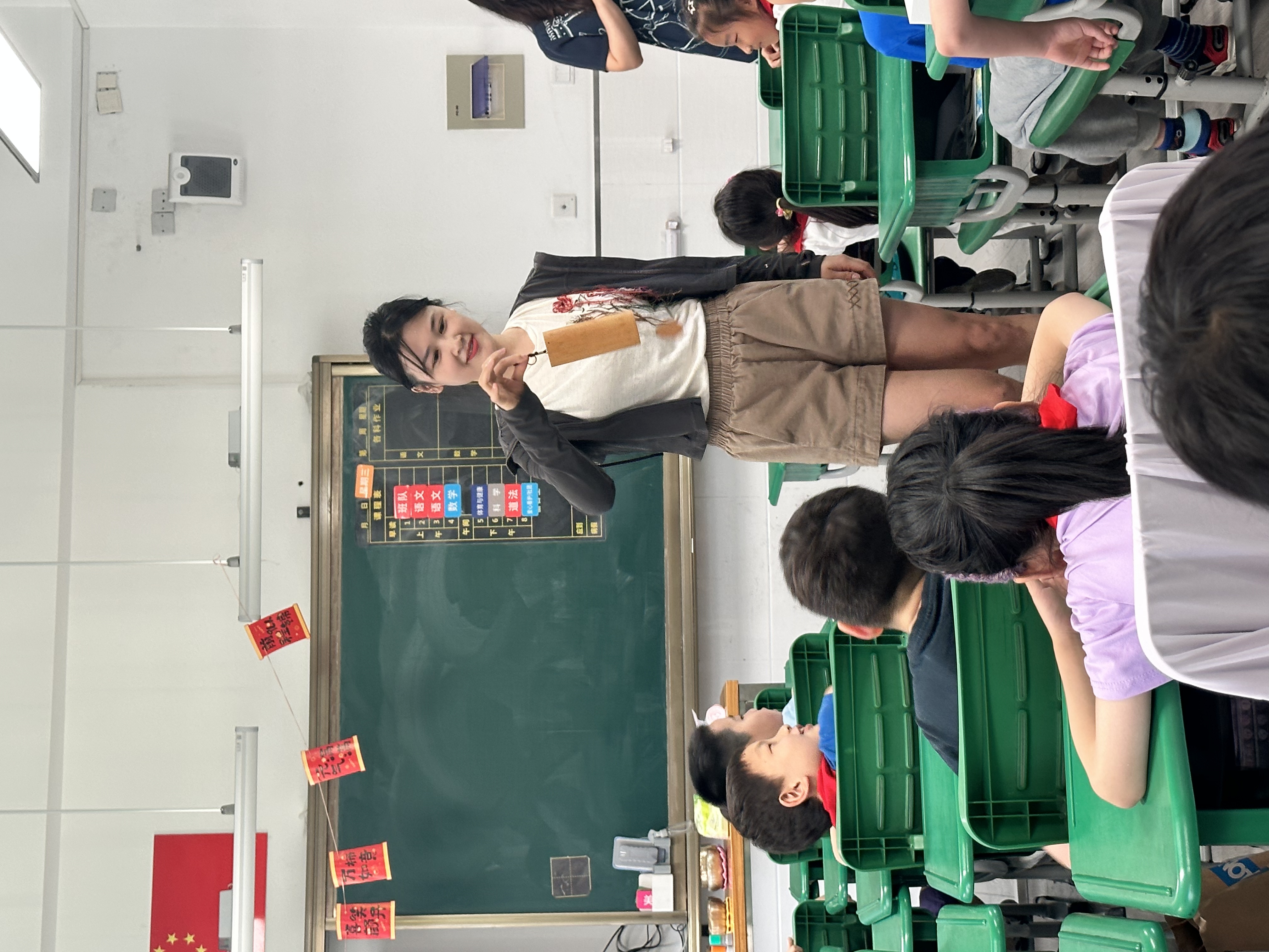 潘湙霖妈妈.jpg
